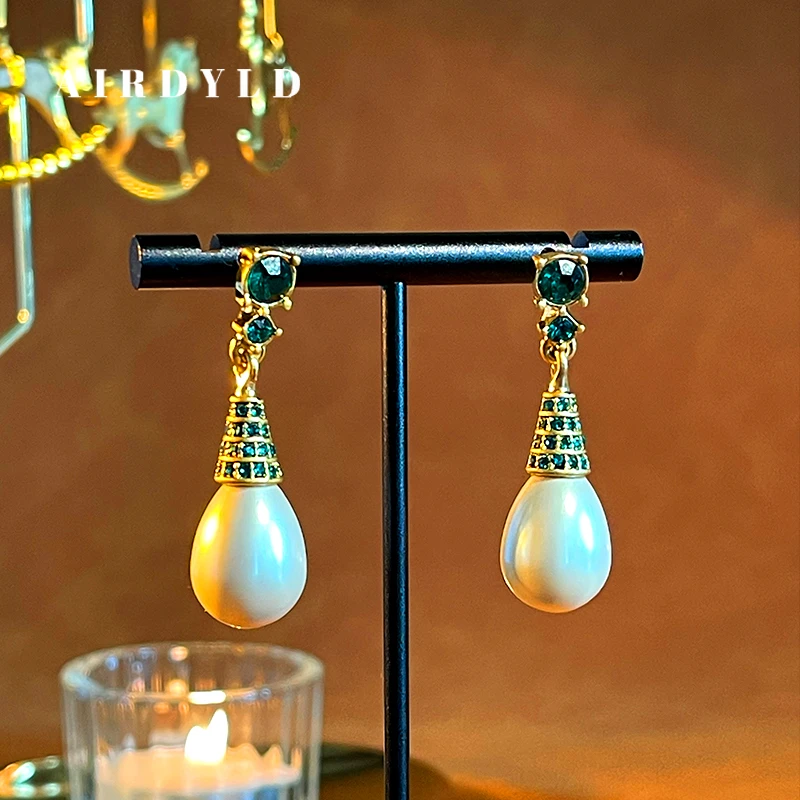 黄铜仿珍珠耳饰 【蒙娜丽莎耳钉】设计师中古镶嵌手工气质耳钉