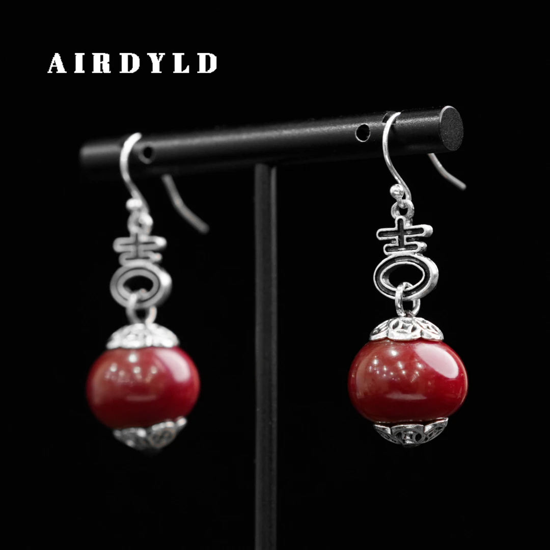 黄铜琉璃耳饰 【守护耳钉】新中式淄博手工老琉璃安可拉红醒狮耳钉