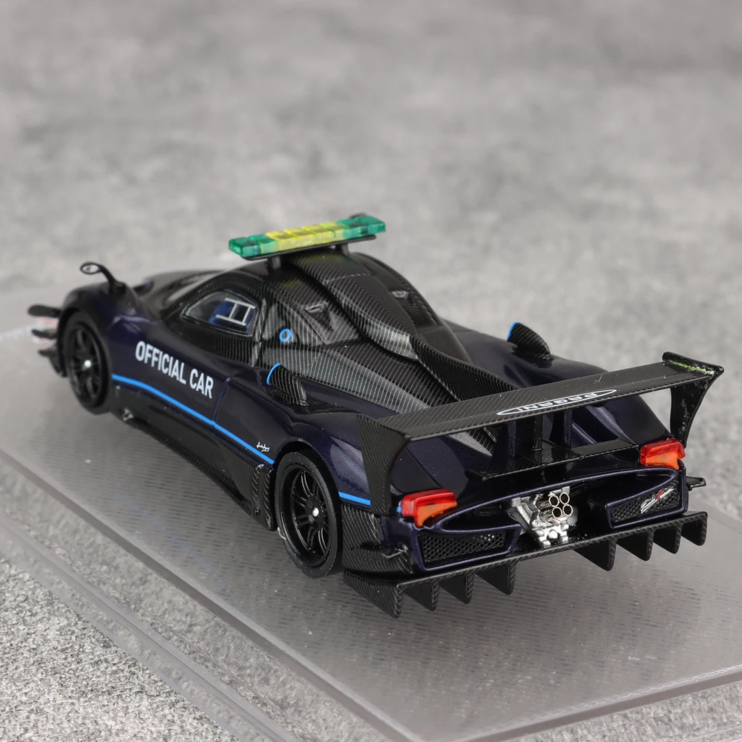 CM 1:64 帕加尼 宗塔Zonda Revolucion 安全车 合金汽车模型