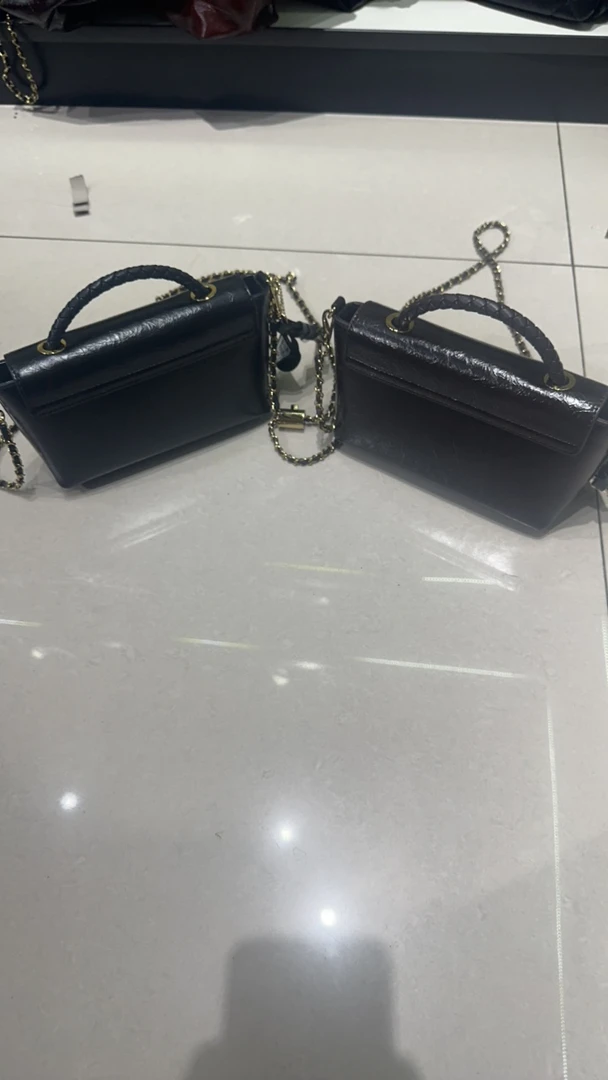 【梓俊箱包】8618入秋超实用包包手提小方包女