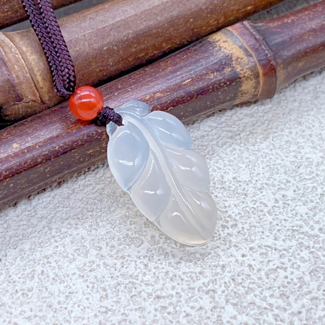 天然玛瑙叶子，一物一证，拍一发一