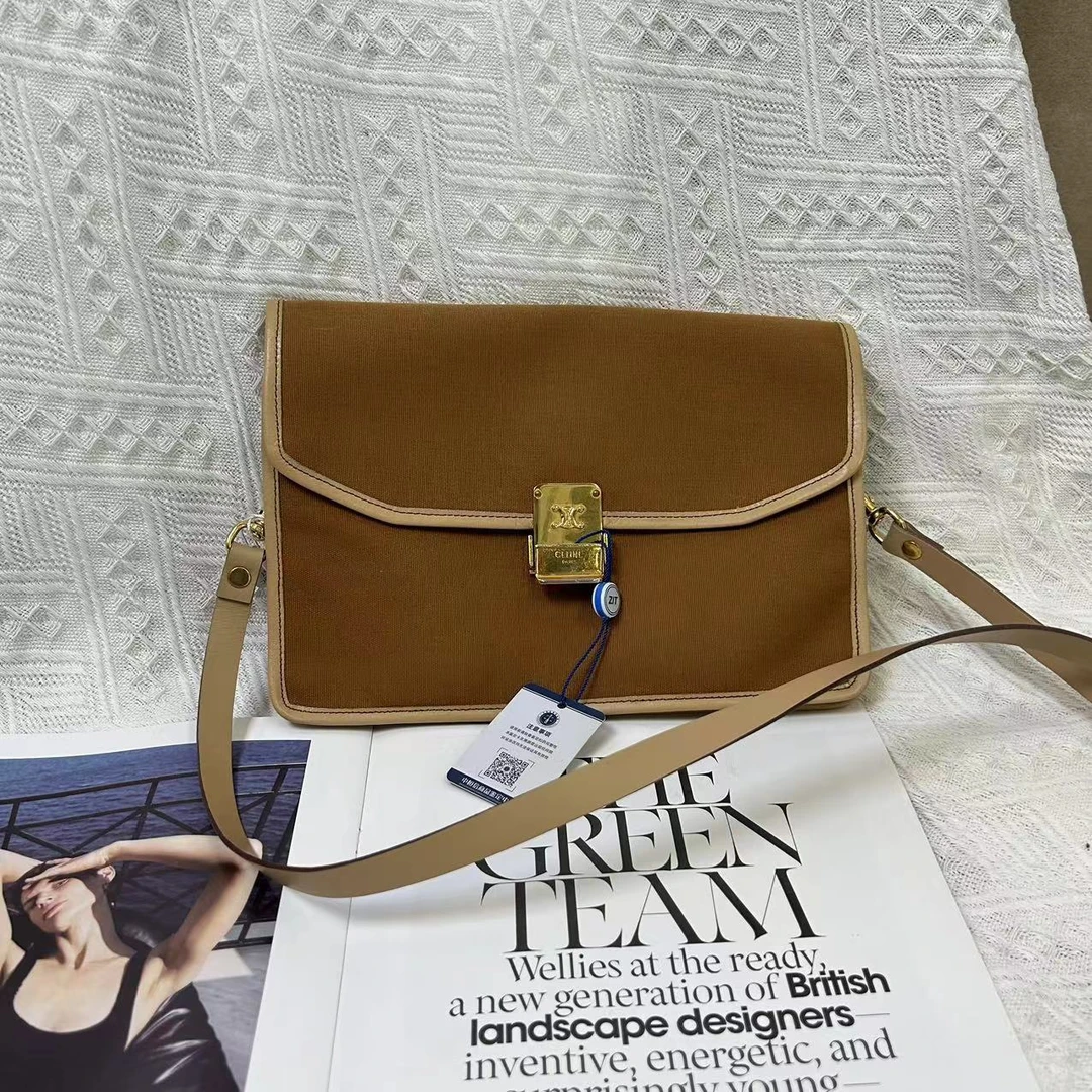 95新 Celine/思琳 凯旋门信封包