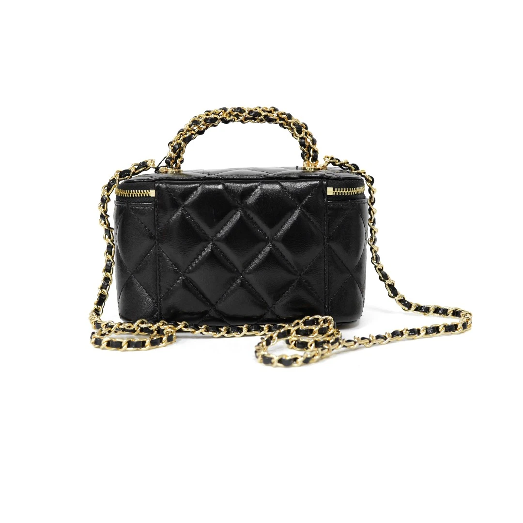 YUSHA/黑色油蜡羊皮化妆包-圈扣链条手柄-9588