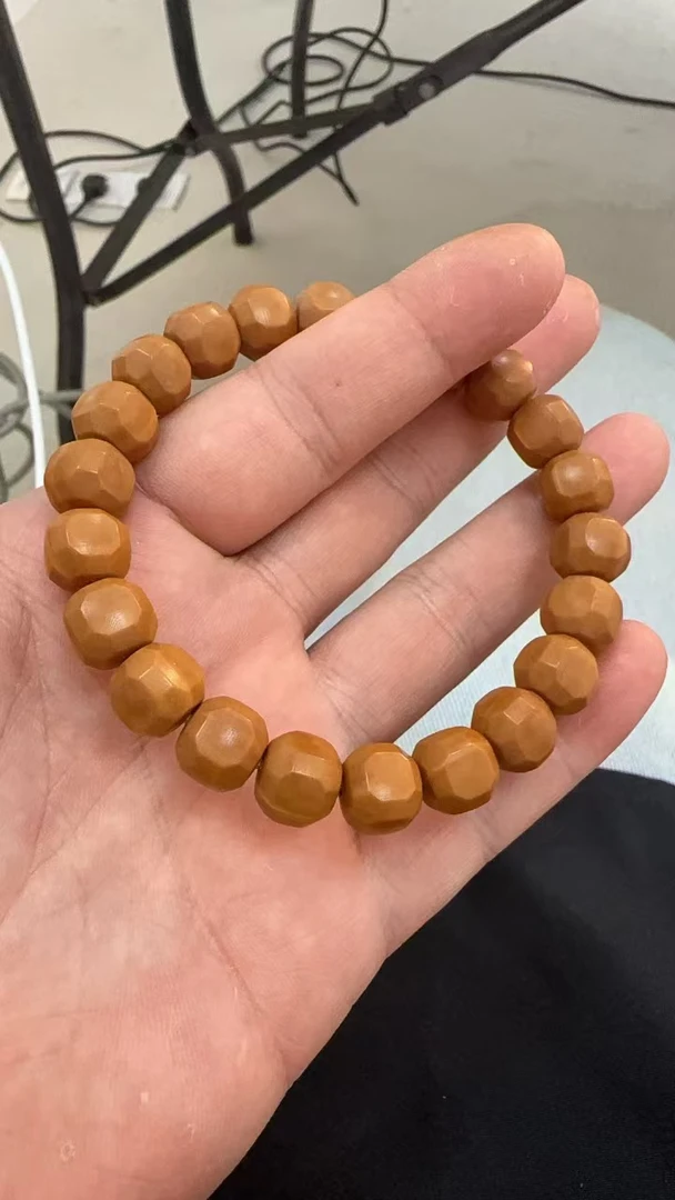 微瑕猴头六方1.0单圈手串多样性发其一