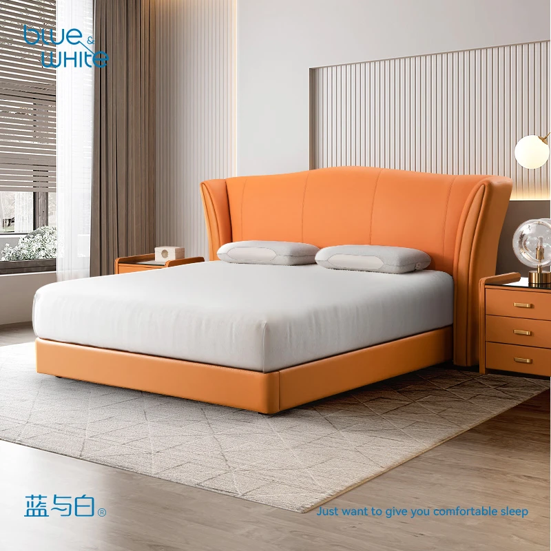 蓝与白 现代卧室简约时尚高端真皮皮床 双人落地实木床架