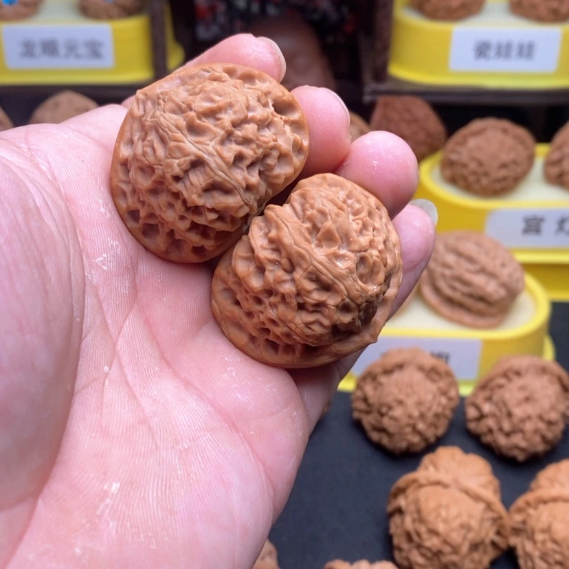 【闪购商品】文玩核桃吊坠弯