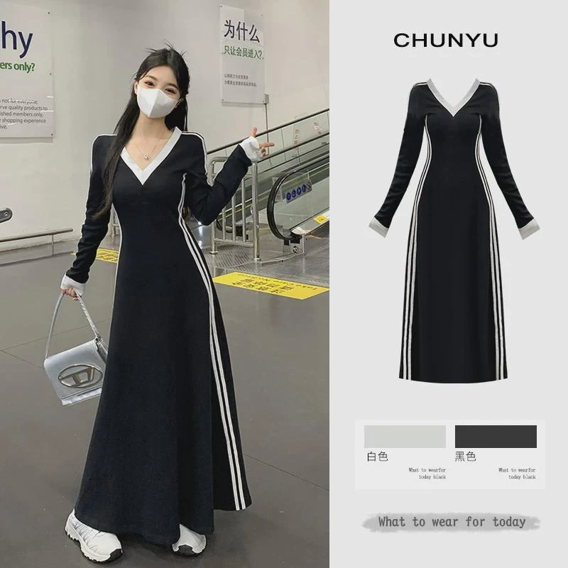 大码黑色V领高腰A字裙子秋季2024休闲气质减龄收腰显瘦长款连衣裙