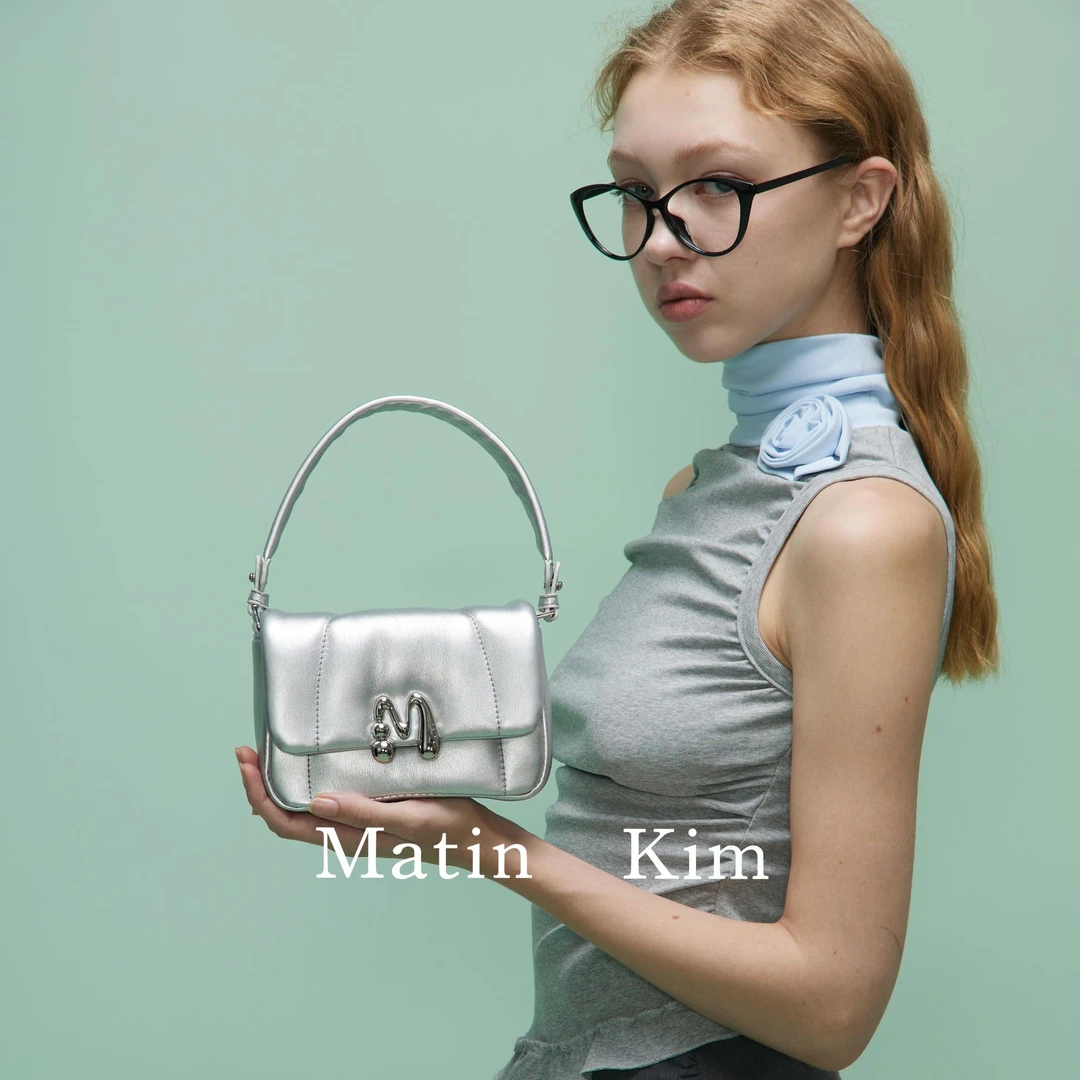 MATINKIM【2025初夏新款】齐色时尚女士单肩腋下小号花卷包【带礼盒】