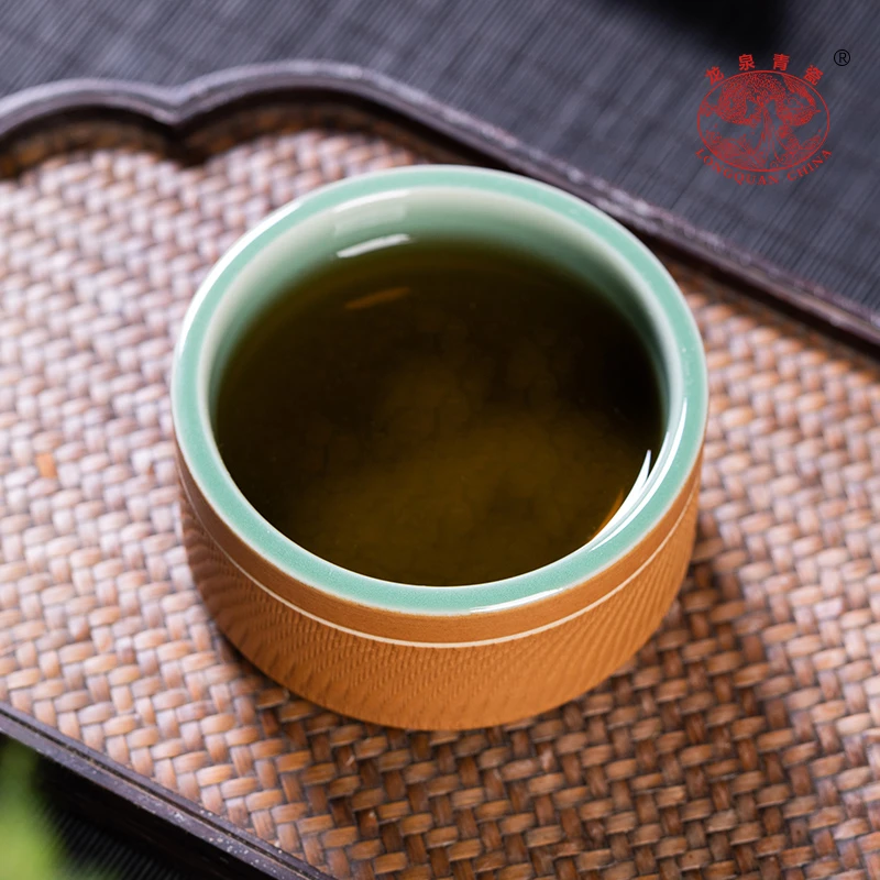龙泉青瓷主人杯单杯个人专用茶碗中式功夫陶瓷茶杯手工跳刀品茗杯