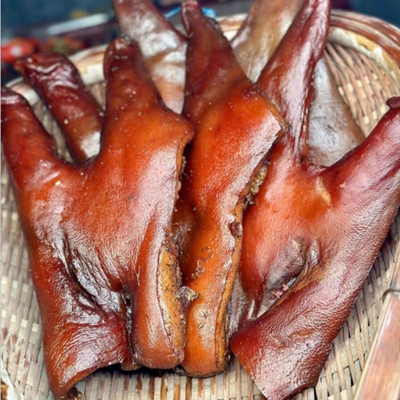 【现场称】农家柴火烟熏腊猪脸肉正宗腊味猪头皮熏肉腊猪皮咸猪头肉