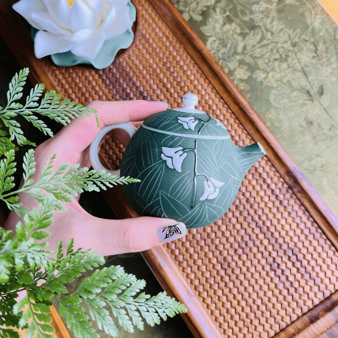 【堆料铃兰花小壶系列】陶瓷堆花雕刻手绘铃兰花竹绿轻奢泡茶壶礼盒