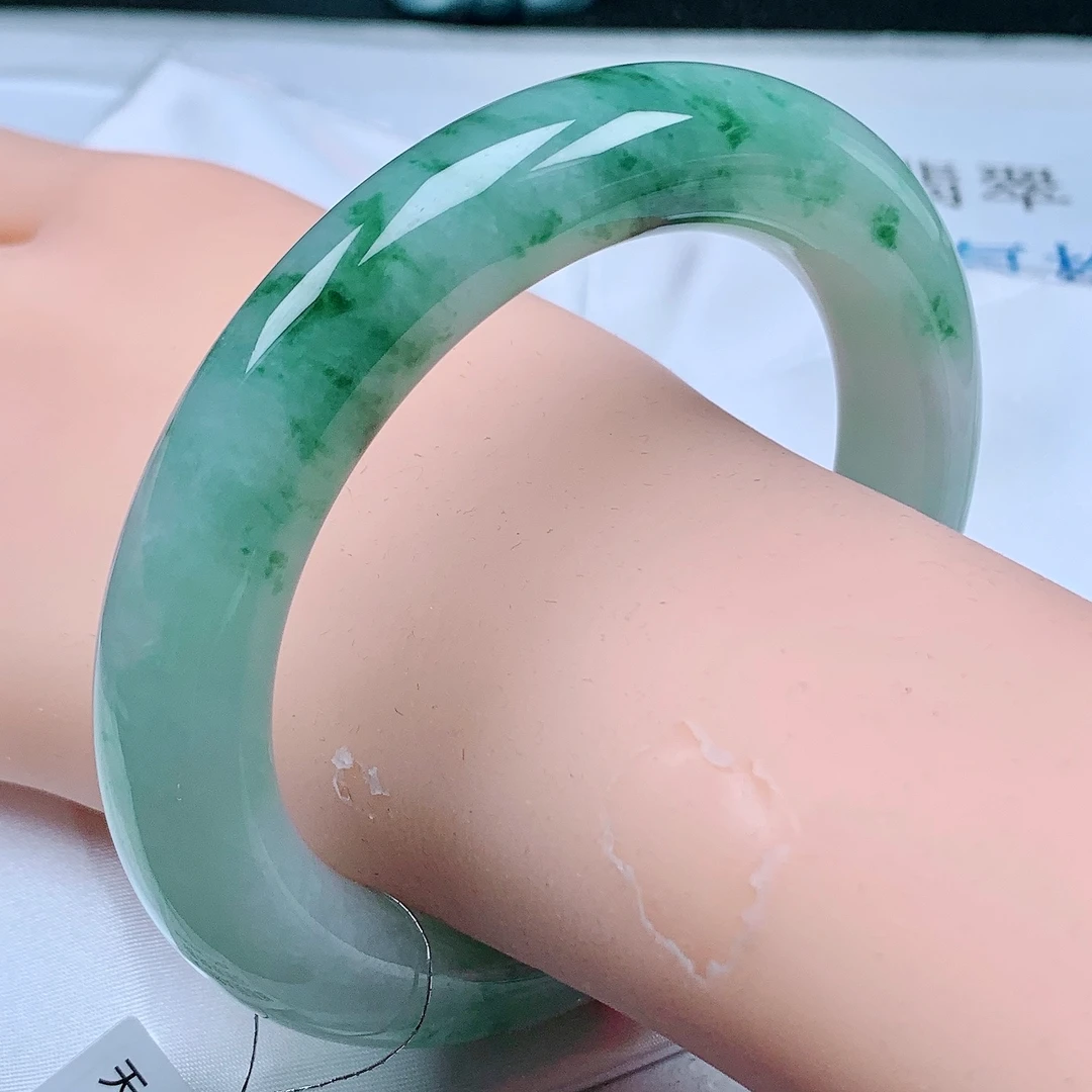 60.5圈天然翡翠A货大圈手镯正品飘绿飘花胖圆条绿色女款手镯证书