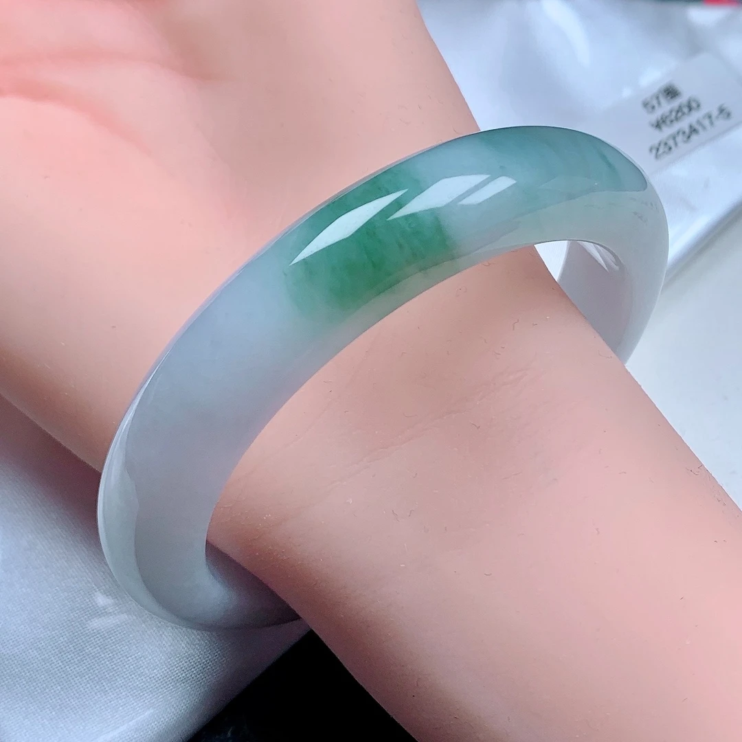 57圈正品A货冰透翡翠手镯宽边干净水润飘绿时尚精美妈妈玉镯女款