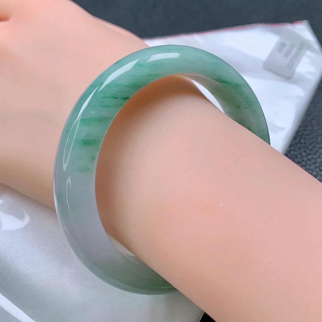 56圈口天然A货翡翠冰种满绿正圈翡翠色手镯浅绿时尚百搭女款