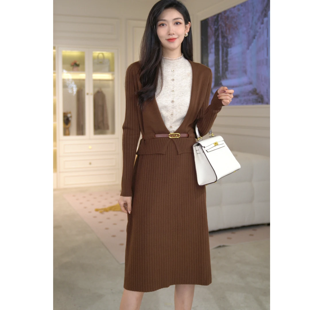 XWI/欣未半高领撞色收腰针织裙2023冬新款女简约知性假两件连衣裙