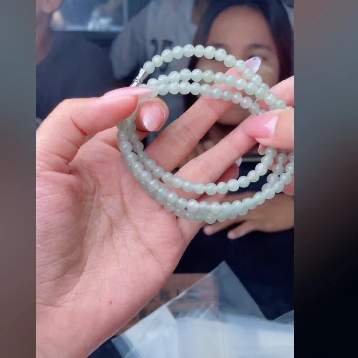 定制翡翠未镶嵌珠串