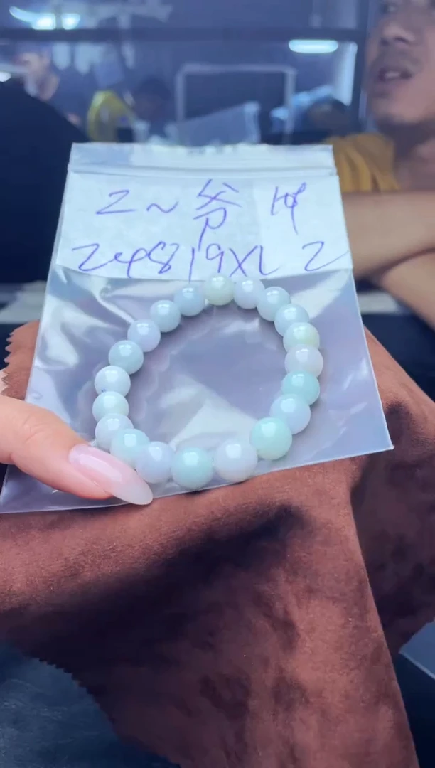 【闪购商品】定制翡翠未镶嵌珠串
