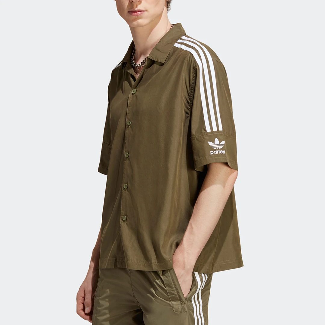 Adidas/阿迪达斯正品三叶草男子运动休闲早秋短袖衬衫HS2092