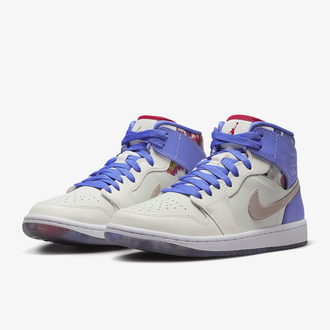 Nike/耐克正品Air Jordan 1 Mid SE女子运动板鞋FD4331-121