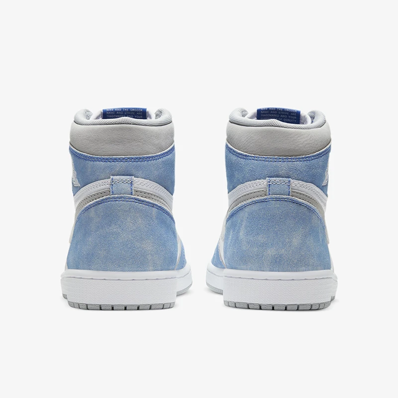 Nike/耐克正品Air Jordan 1 男女运动休闲耐磨板鞋555088-402