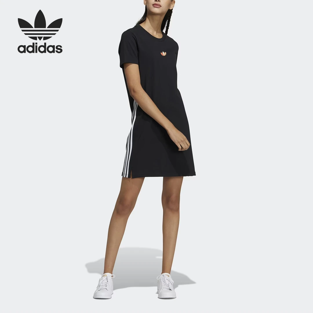 Adidas/阿迪达斯正品三叶草2021年春季女子圆领运动连衣裙 H39043