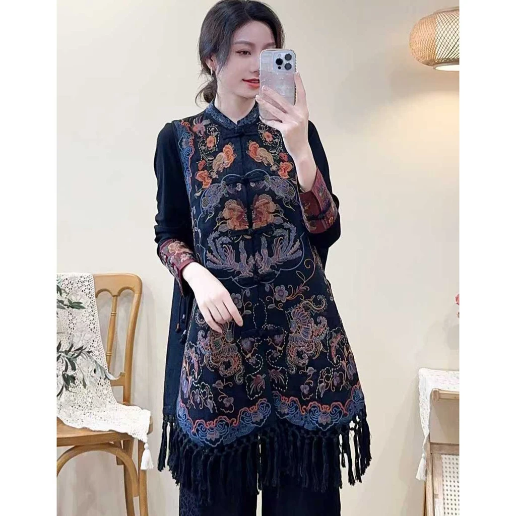 雪儿（千山暮）复古新中式国风马甲刺绣流苏满绣盘扣中长款马夹1052