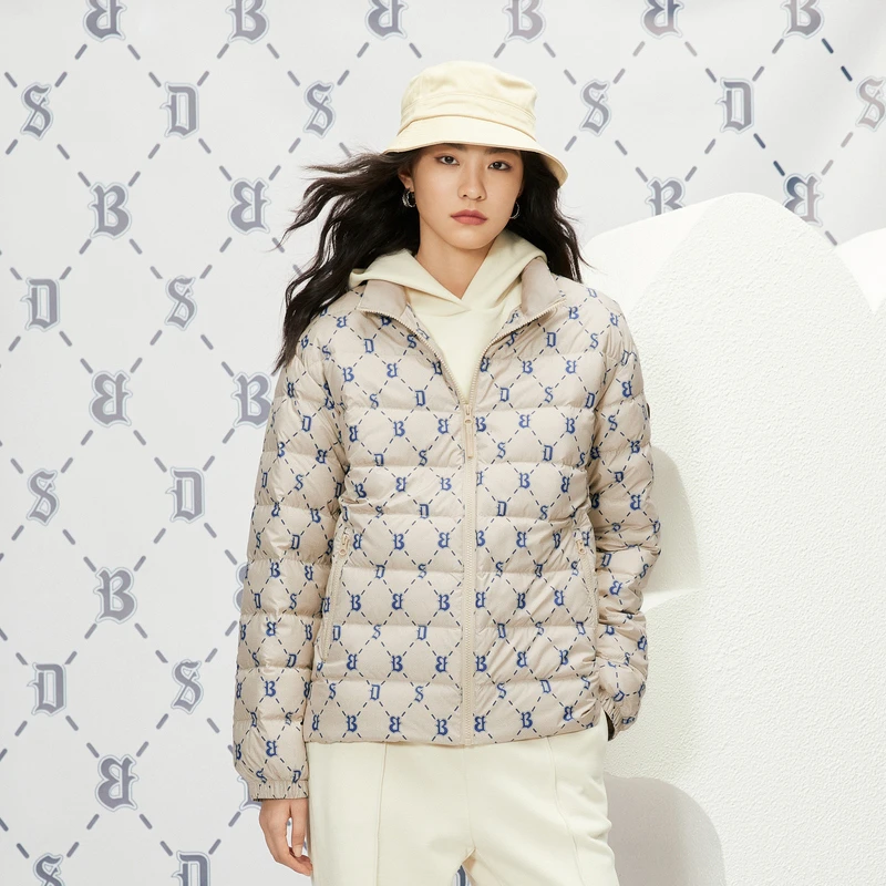 【门店补贴】波司登情侣老花满保暖休闲潮流反季轻薄羽绒服外套1011
