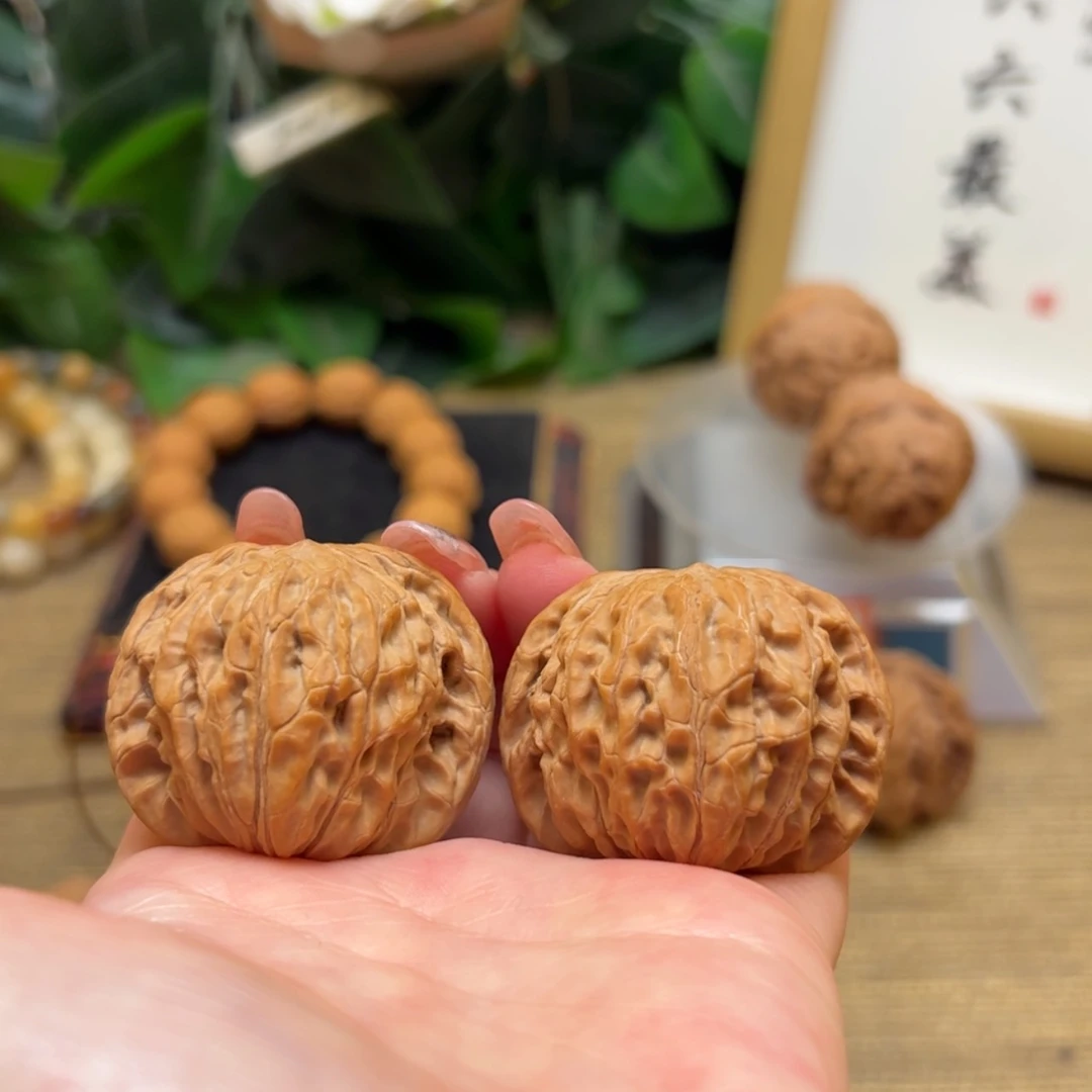 【闪购商品】文玩核桃把件40 磨盘
