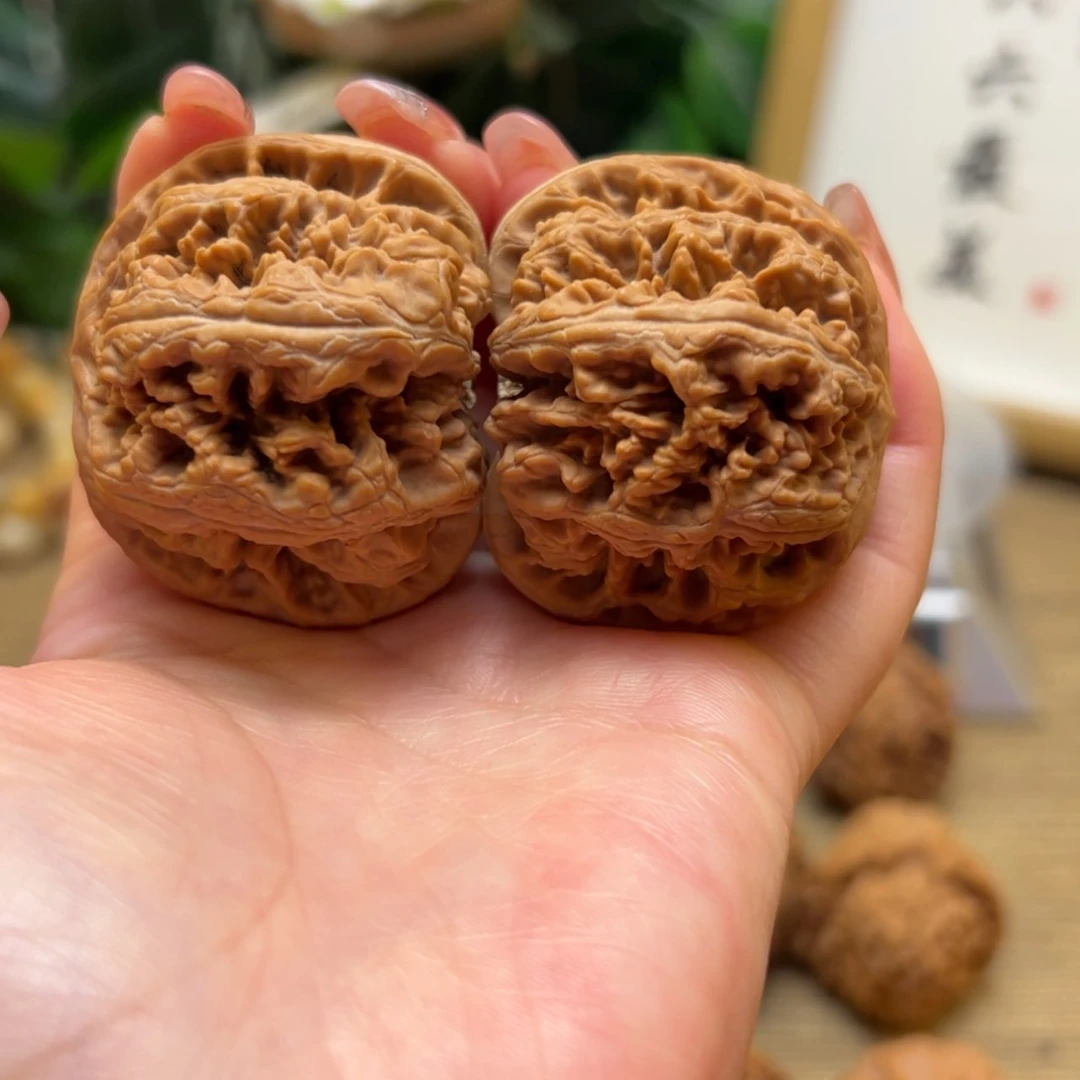 【闪购商品】文玩核桃把件44.5平谷粗筋