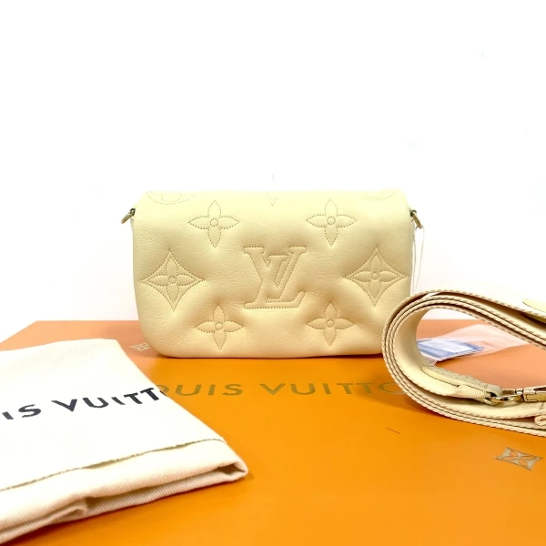 妃鱼/95新/路易威登/Louis Vuitton/单肩包/市场价28000