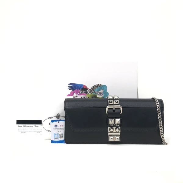 妃鱼/95新/普拉达/Prada/单肩包/市场价15200
