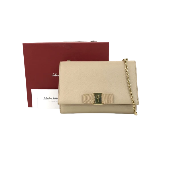 妃鱼/95新/菲拉格慕/Salvatore Ferragamo/单肩包/市场价6000