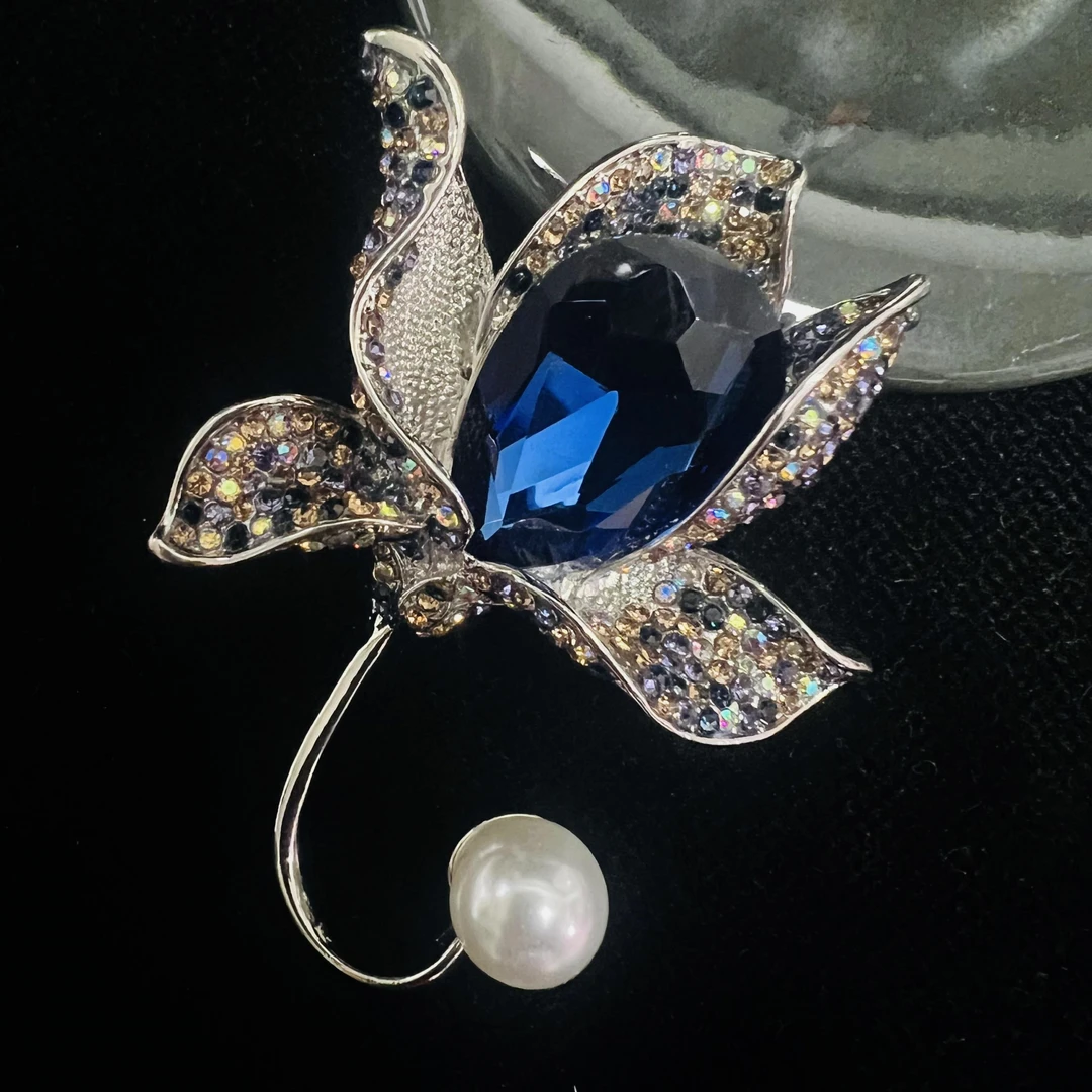 澜瑟 锌合金胸针 xz4577兰花清 蓝 蓝色时尚轻奢时尚