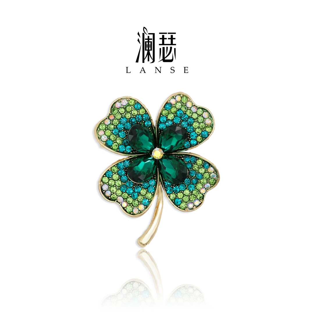澜瑟 锌合金合成锆石胸针 xz4125桃心四叶草 绿 高档百搭小众轻奢