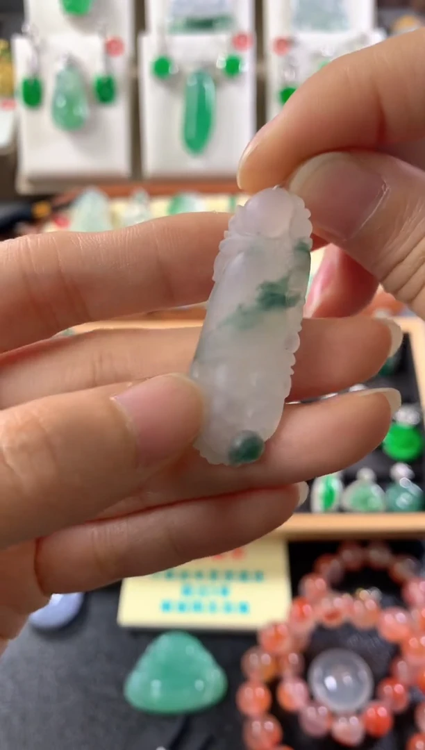 【闪购商品】定制翡翠未镶嵌毛货抛光