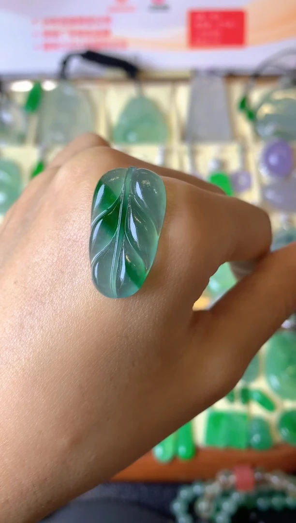 【闪购商品】定制翡翠未镶嵌毛货抛光