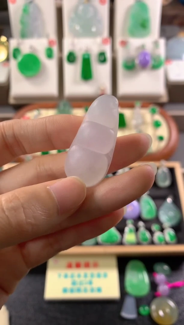 【闪购商品】定制翡翠未镶嵌毛货抛光