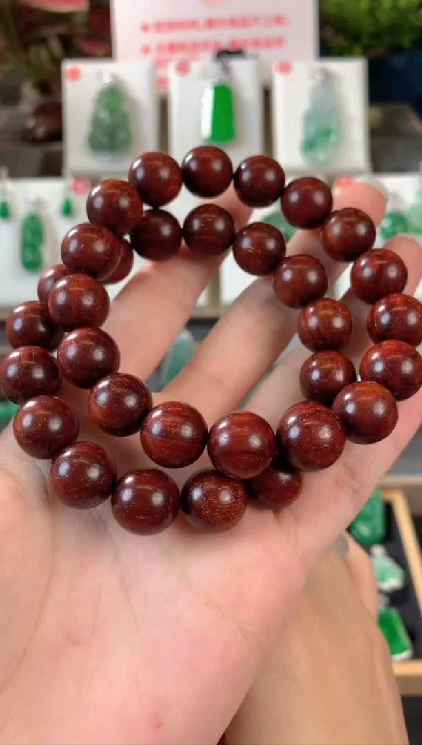【闪购商品】小叶紫檀手串/手链多样性随机发一个