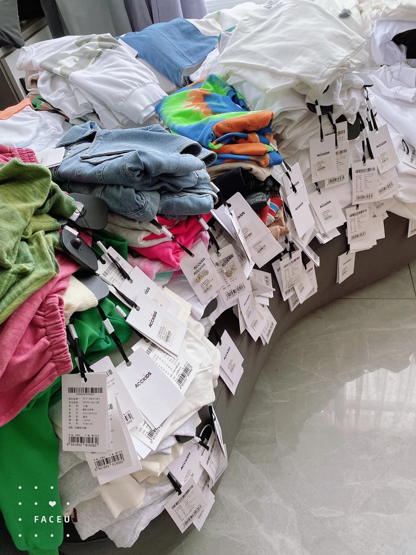 实体品牌童装清货no退no换