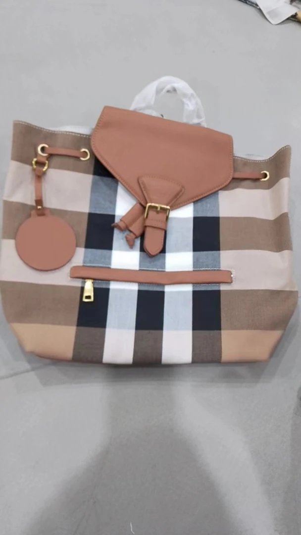 新款时尚单肩包 AA10042