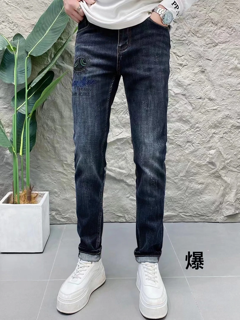 2024秋季新款潮流牛仔裤直筒微小脚休闲时尚男牛仔裤子5528