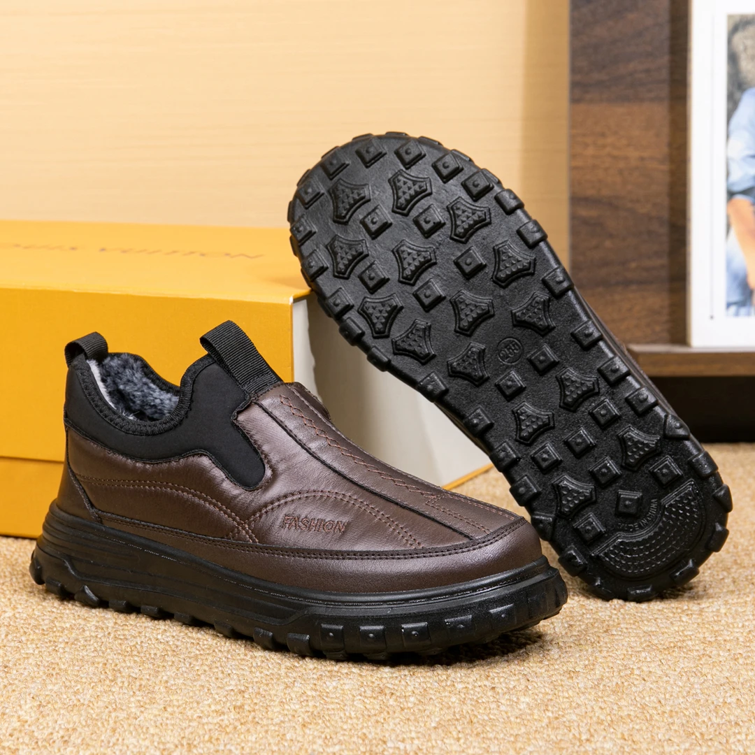 男士雪地靴加绒加厚保暖棉鞋时尚休闲中老年厚底套脚一脚蹬爸爸鞋