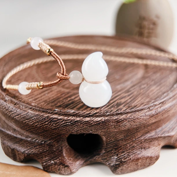 正宗正版天然上等新疆和田玉羊脂白玉葫芦吊坠挂坠