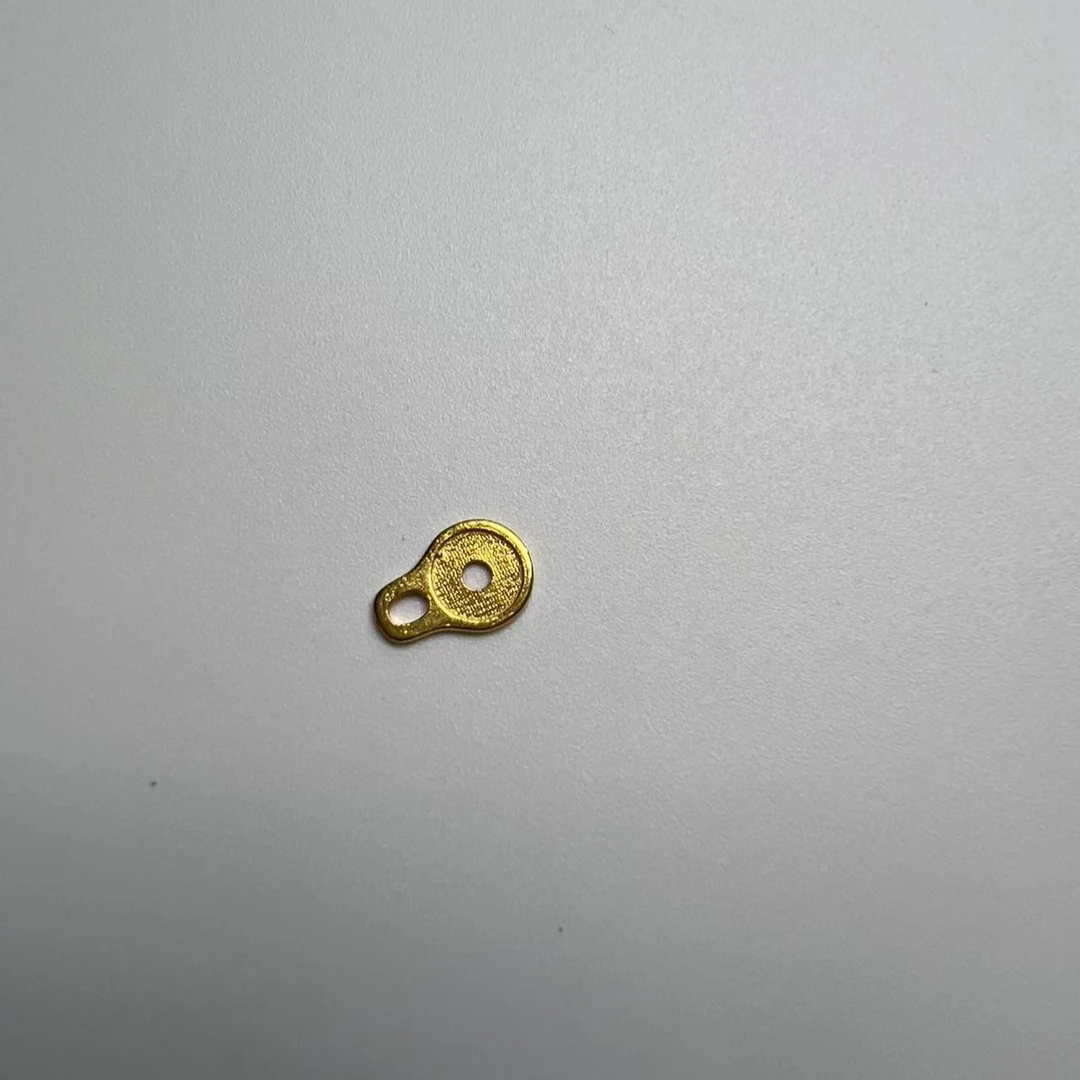 18K金小卡子尺寸6mm