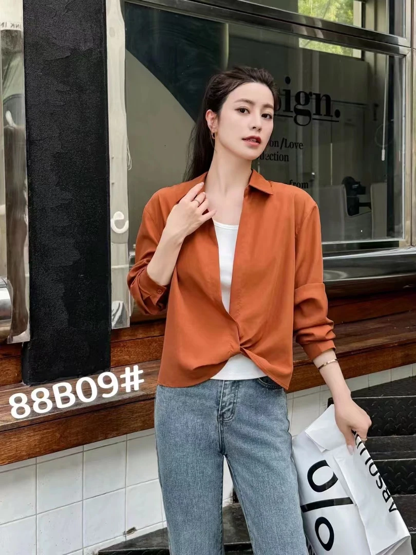 美美推荐8809 真两件套翻领扭结衬衫搭配背心韩版感显瘦百搭上衣