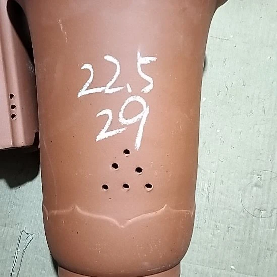 紫砂20CM（含）-50CM（不含）红泥莲花金钟微瑕一个