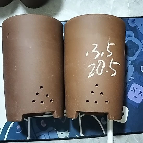 紫砂20CM（含）-50CM（不含）大笔筒两个微瑕
