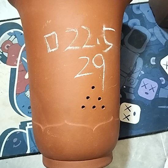 紫砂20CM（含）-50CM（不含）红泥莲花金钟微瑕一个