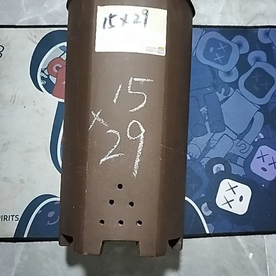 紫砂20CM（含）-50CM（不含）高六方带口沿一个微瑕