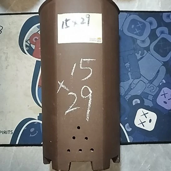 紫砂20CM（含）-50CM（不含）高六方带口沿一个微瑕